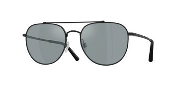 Das Bild zeigt die Oliver Peoples Sonnenbrille OV1346S 50626G in Matt Schwarz.